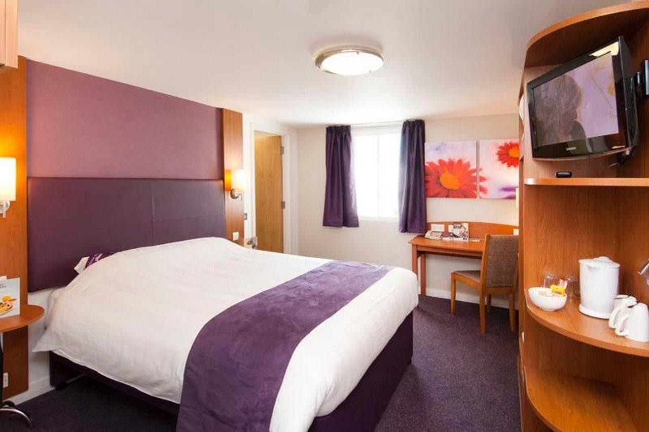 Premier Inn West Bromwich Central Εξωτερικό φωτογραφία